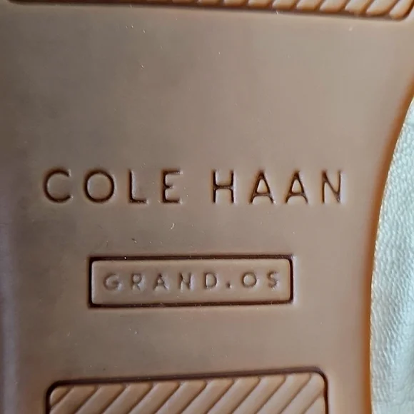 Cole Haan Women's Light Gold Flats - Picture 12 of 16